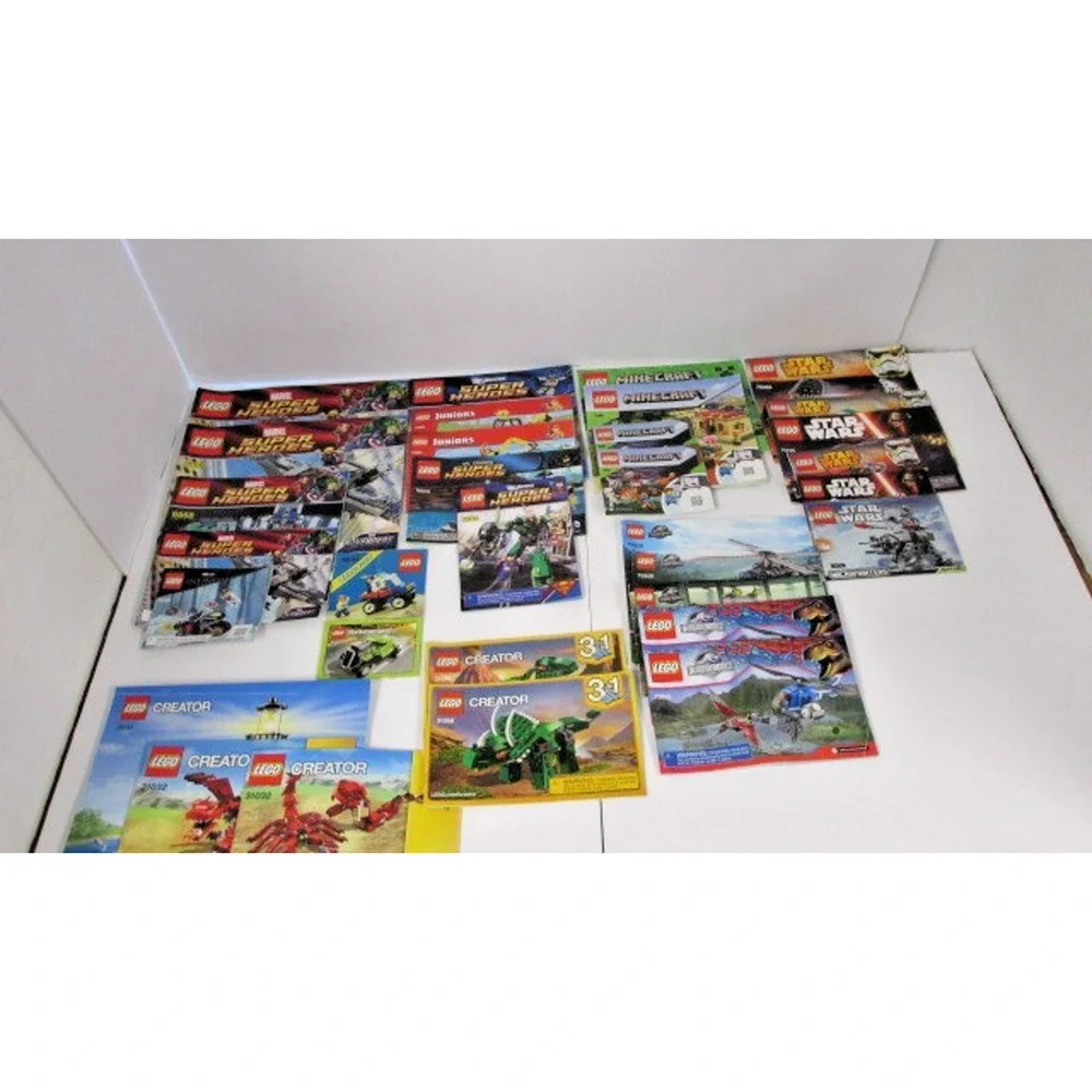 LOT of 32 LEGO Manual instruction Booklets MARVEL Minecraft CITY Star Wars